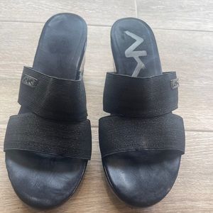Women’s Black 8.5 Anne Klein Wedge shoes sandals